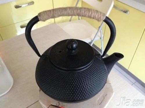 铸铁壶的特点  铸铁壶泡茶有什么好处
