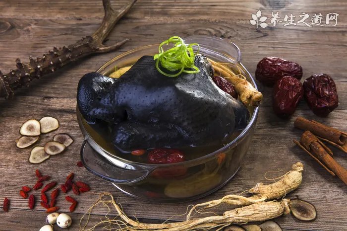 ?贴假睫毛的技巧有哪些呢