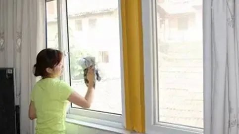 纱窗的清洗方法 四大妙招清洗效果最好最干净