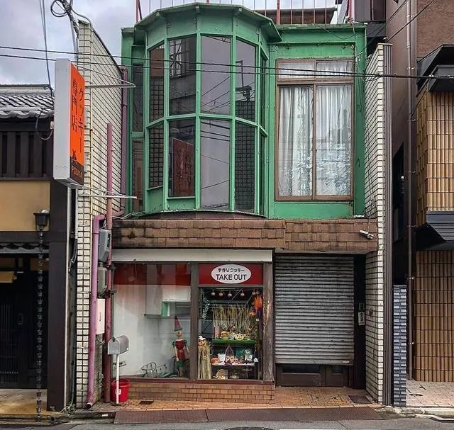 日本普通民居曝光：35㎡的3层别墅，简单却超人性！