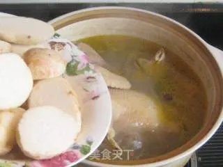 香沙芋炖鸡