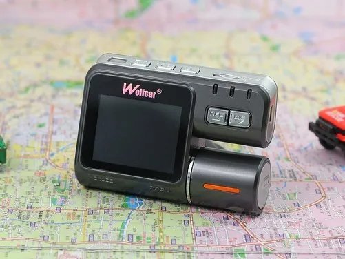 个性外观主流功能 沃能S90记录仪实测