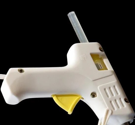 热熔胶棒怎么用