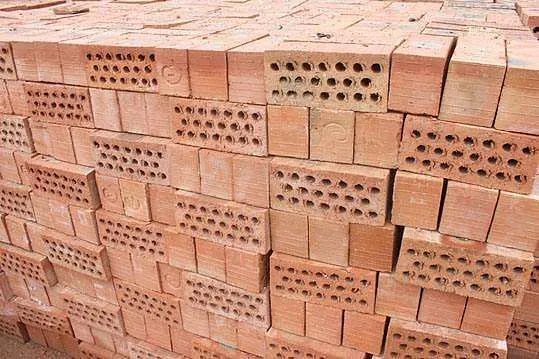 空心砖墙能挂多重