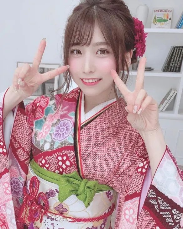 和服下藏着大欧派！正妹纱爱雪白双峰散发浓郁魅力！