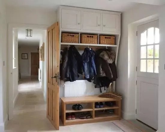 玄关柜做到顶好还是不好？