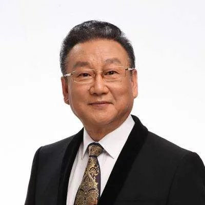 《敢问路在何方》的歌词