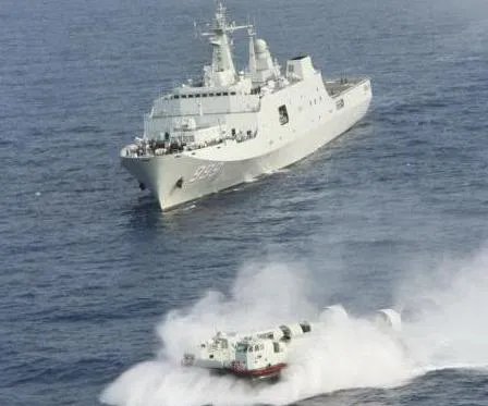 071型船坞登陆舰用途是什么？