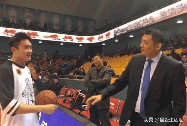 练球2年进入国家队，巩晓彬的天赋有得到传承吗？他的儿子现状如何？