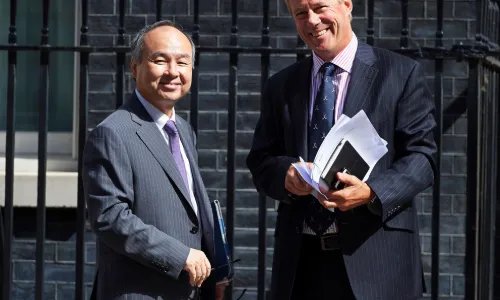 日本软银集团最大股东是谁？