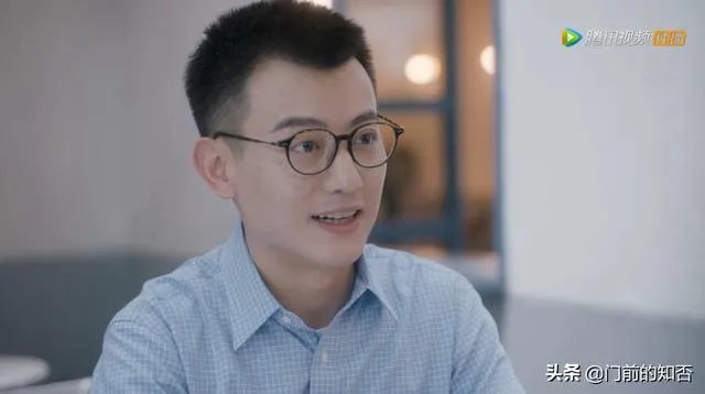 《安家》里季明亮这个角色是不是很有问题？为什么985评价他“水很深”？