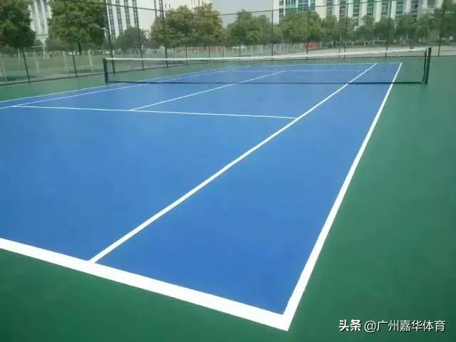 建设一个普通网球场(学校)需要多少钱？