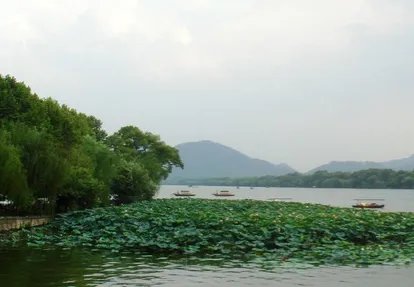 杭州西湖一日游最佳路线攻略