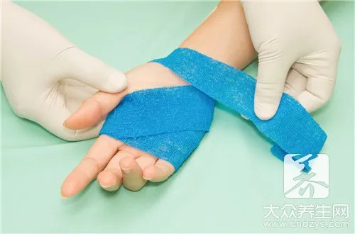  小手指疼痛怎么回事