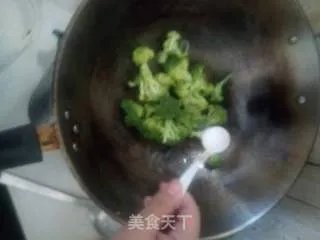 西兰花炒肉