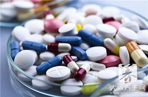 四环素牙不同程度图片