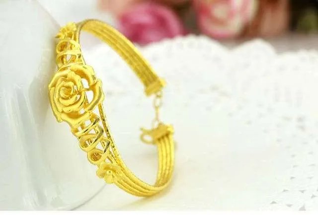 买黄金首饰哪个牌子好 去金店买首饰注意事项