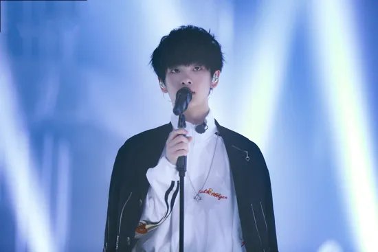 为什么《快乐大本营》把周震南的镜头都删除了呢？