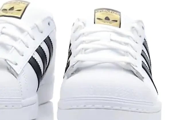 阿迪达斯是哪个国家的品牌