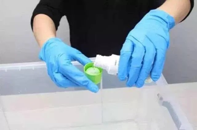 冲锋服自己洗怎么洗?