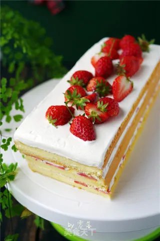 草莓奶油蛋糕