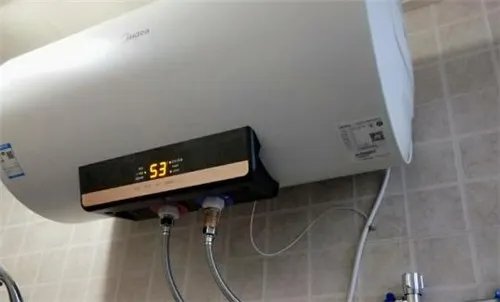 美的热水器不通电是什么原因