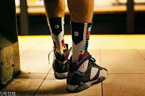 stance袜子真假鉴定 学会避开假货