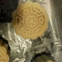 超简单的广式月饼的做法步骤图，怎么做好吃