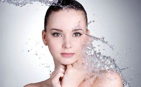 皮肤干燥脱皮怎么办