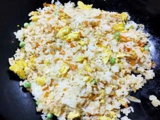 鸡蛋炒饭