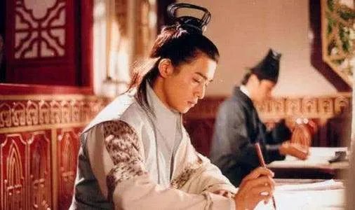 秀才不出门的下一句