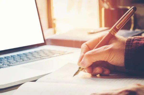 上班族适合做什么副业？