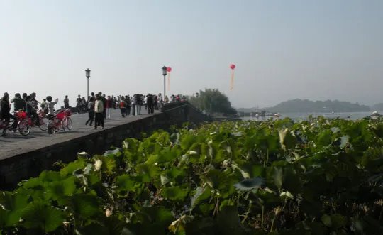 杭州西湖一日游最佳路线攻略