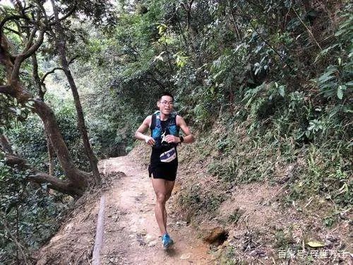 国内越野跑顶级选手梁晶遇难，该选手遇难的原因是什么？