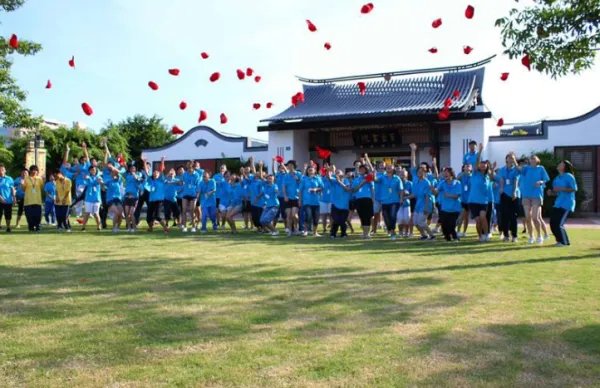 国内游学夏令营的价格