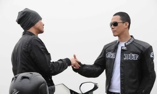 有哪些名气不大但是很好看的电视剧？