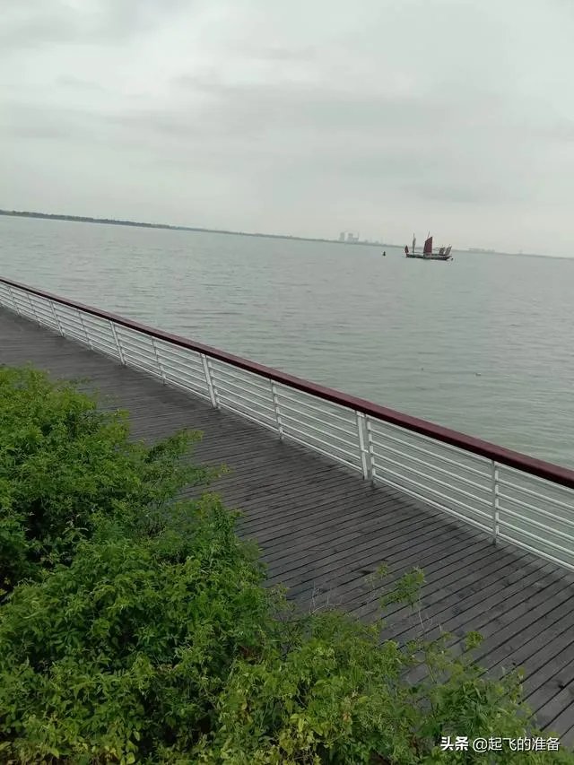 谁有好看的海景图片？拿出来共享吧？