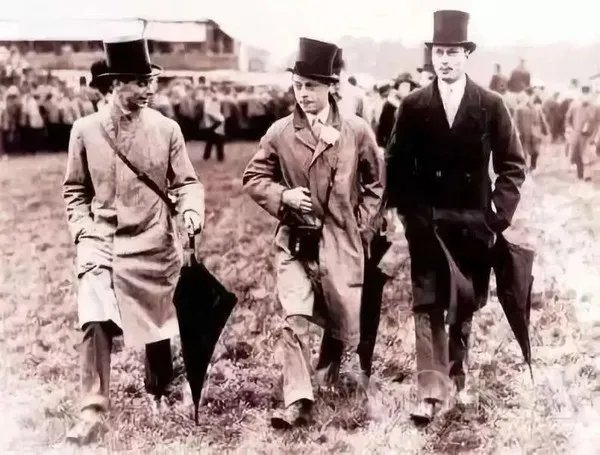 男士风衣怎么搭配好看