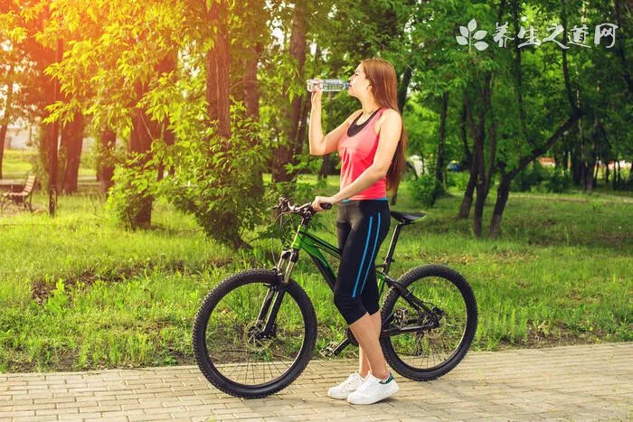 健身行业的膳食减脂技巧:碳水化合物减肥法