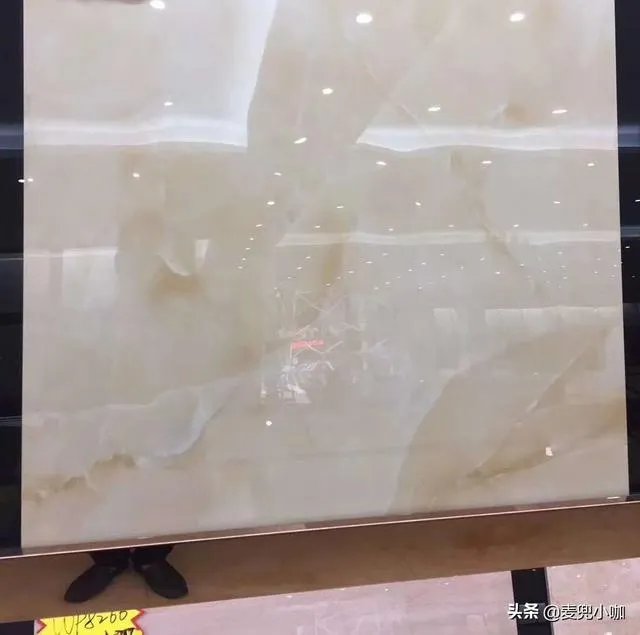 sk瓷砖和蒙娜丽莎那个好