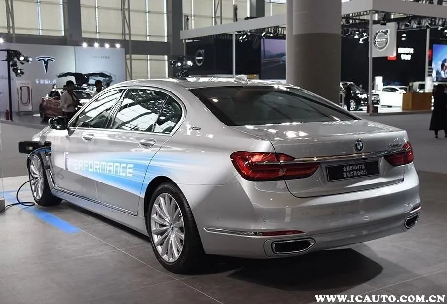 宝马新能源汽车哪几款?宝马混合动力车型大全