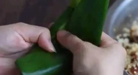 三角粽子的包法 新手一学就会的三角粽包法步骤