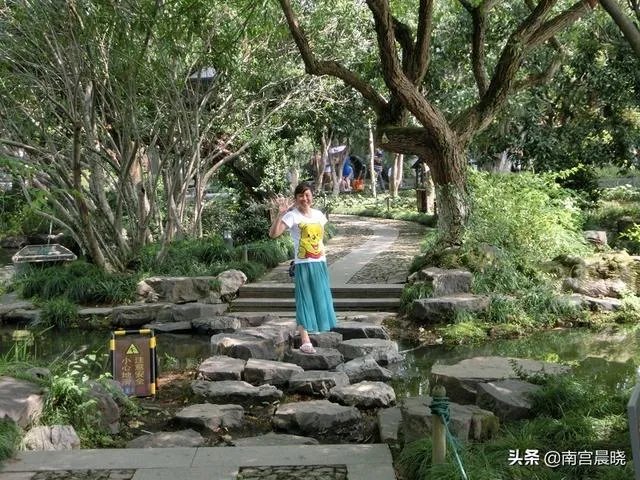 三潭印月有什么特色？