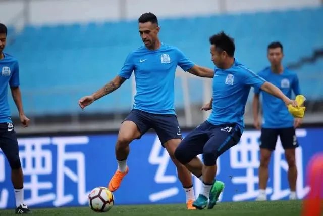 客场1平5负，进3球丢16球，这样的战绩富力还有机会在第10轮战胜国安吗？