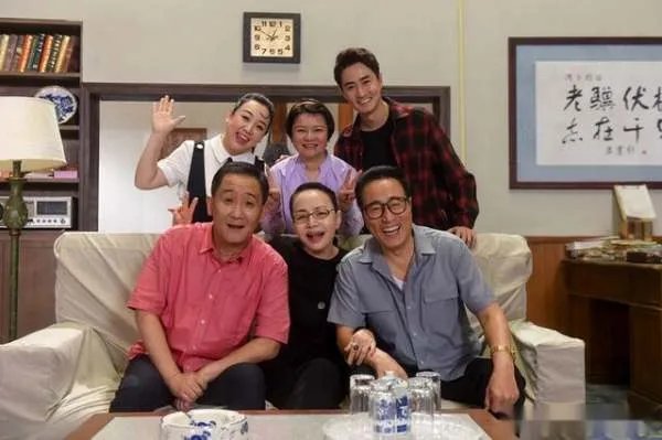 宋丹丹的恋情为何如此坎坷？