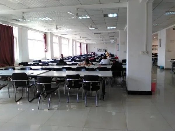 西安财经大学行知学院怎么样?