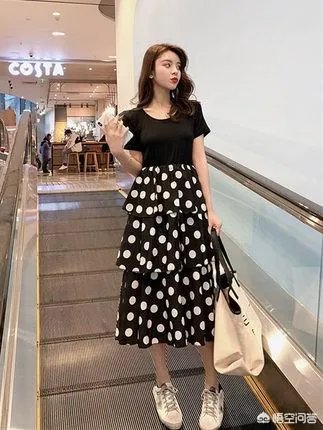 复古的波点裙怎么搭配才好看？