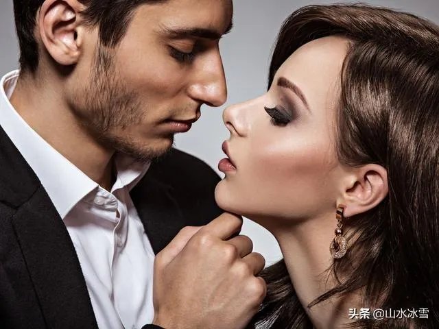 为什么中国女明星喜欢嫁外国男人，例如巩俐嫁外国人？