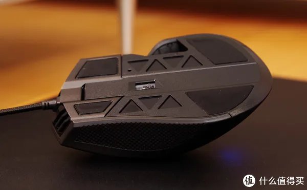 大手神器? 美商海盗船 铁手IRONCLAW RGB简评