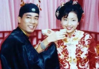 陈奕迅说很久没收入了，但老婆花钱厉害，你怎么看？